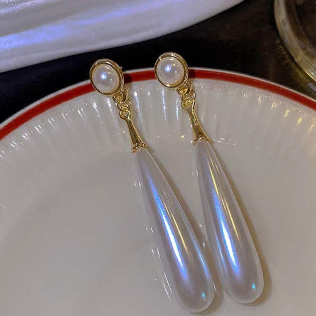Dream Spark Pearl Earring