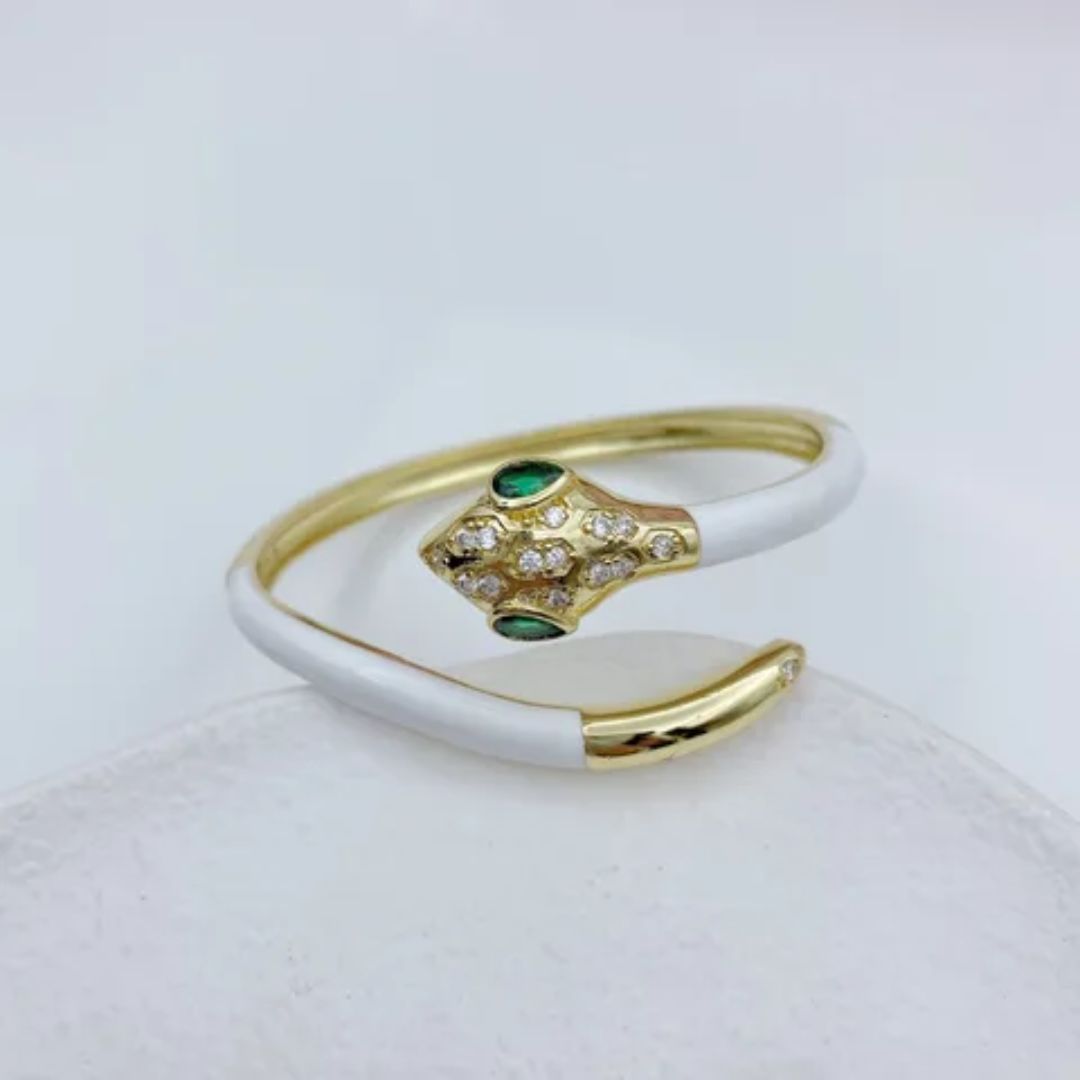 Dainty Chic Snake Bracelet