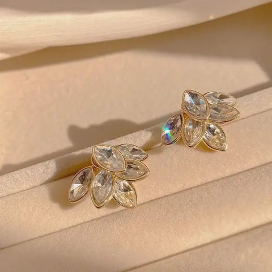 Cozy Crystal Flower Earrings