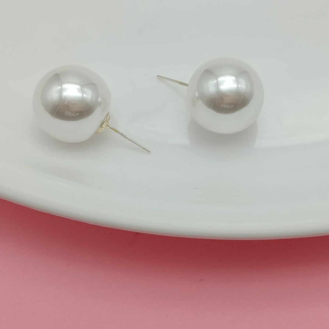 A Pearl Of Wisdom Earrings
