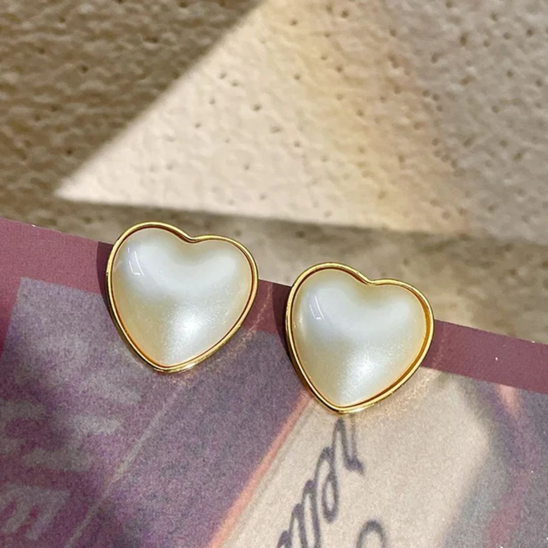 Bling Blogger pearl Heart Earrings