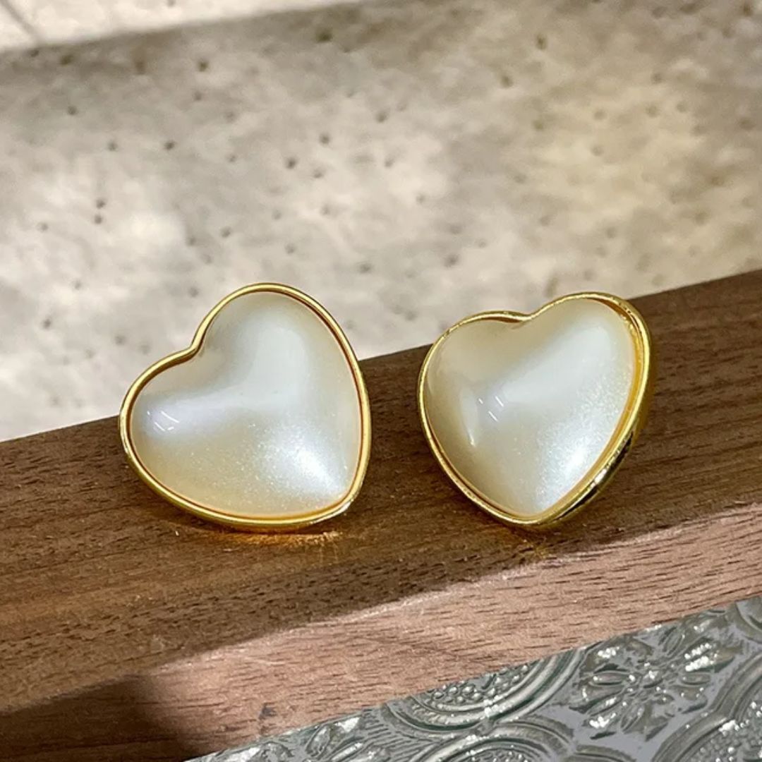 Bling Blogger pearl Heart Earrings