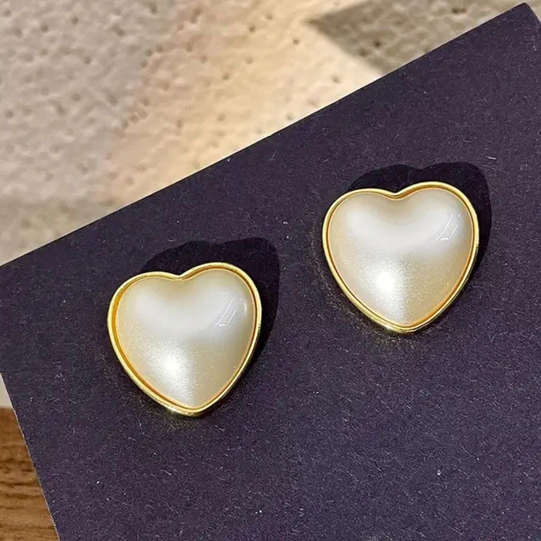 Bling Blogger pearl Heart Earrings
