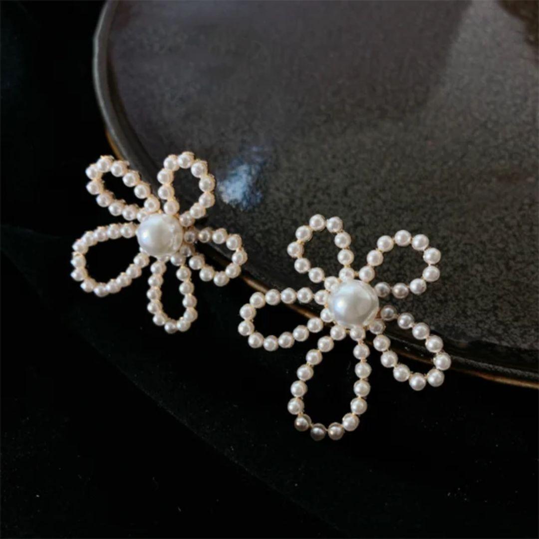 Celestia Petal Halo Earring