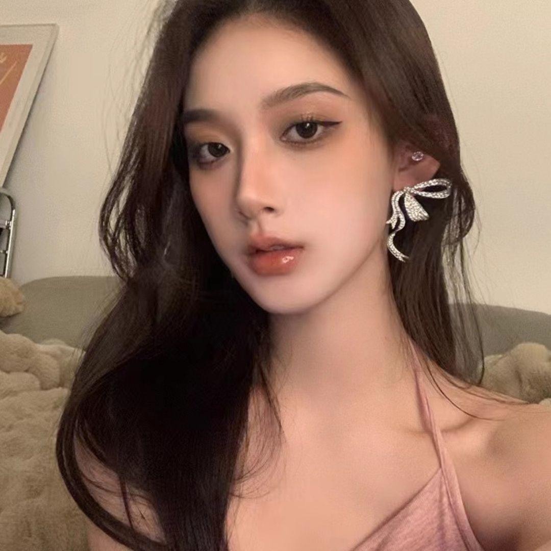 Pure Glow Earring