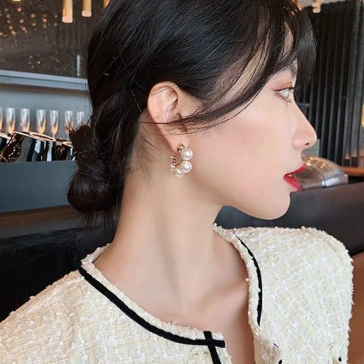 Dazzle Pearl Hoops Earring