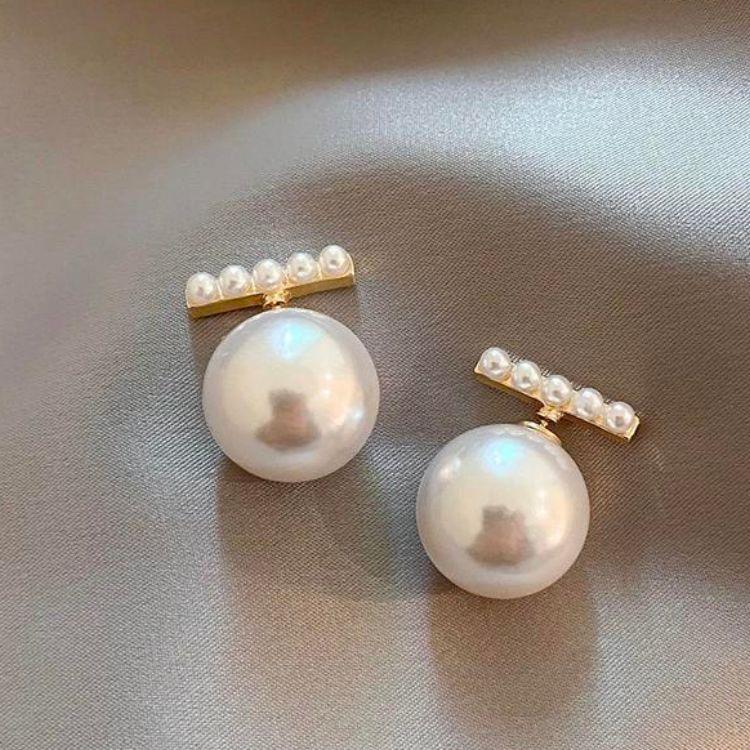 Dazzle Loop Pearl Earrings