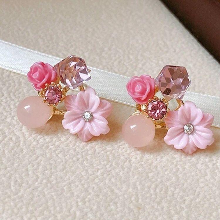 Crystal Daisy Earring