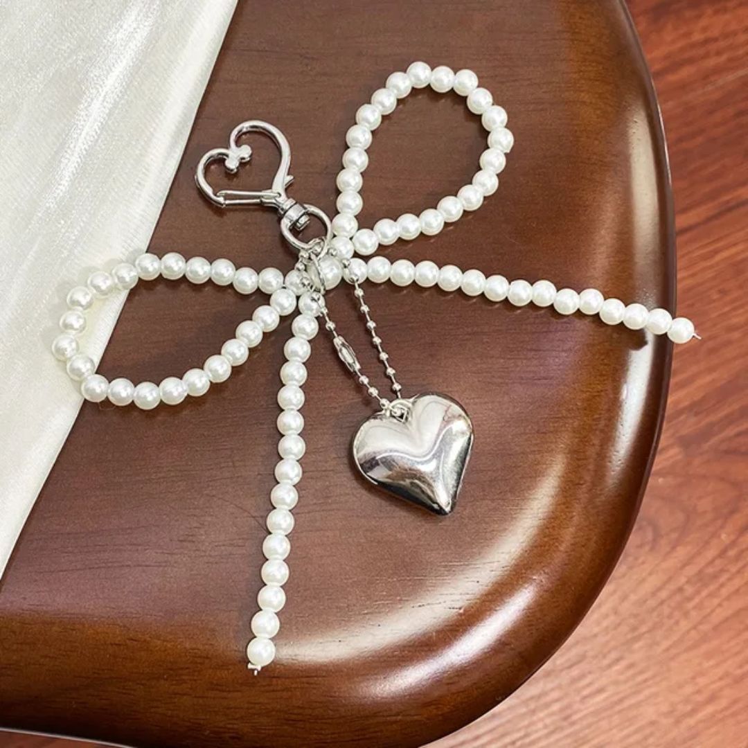 Elegant Pearl Bowknot Bag Charm
