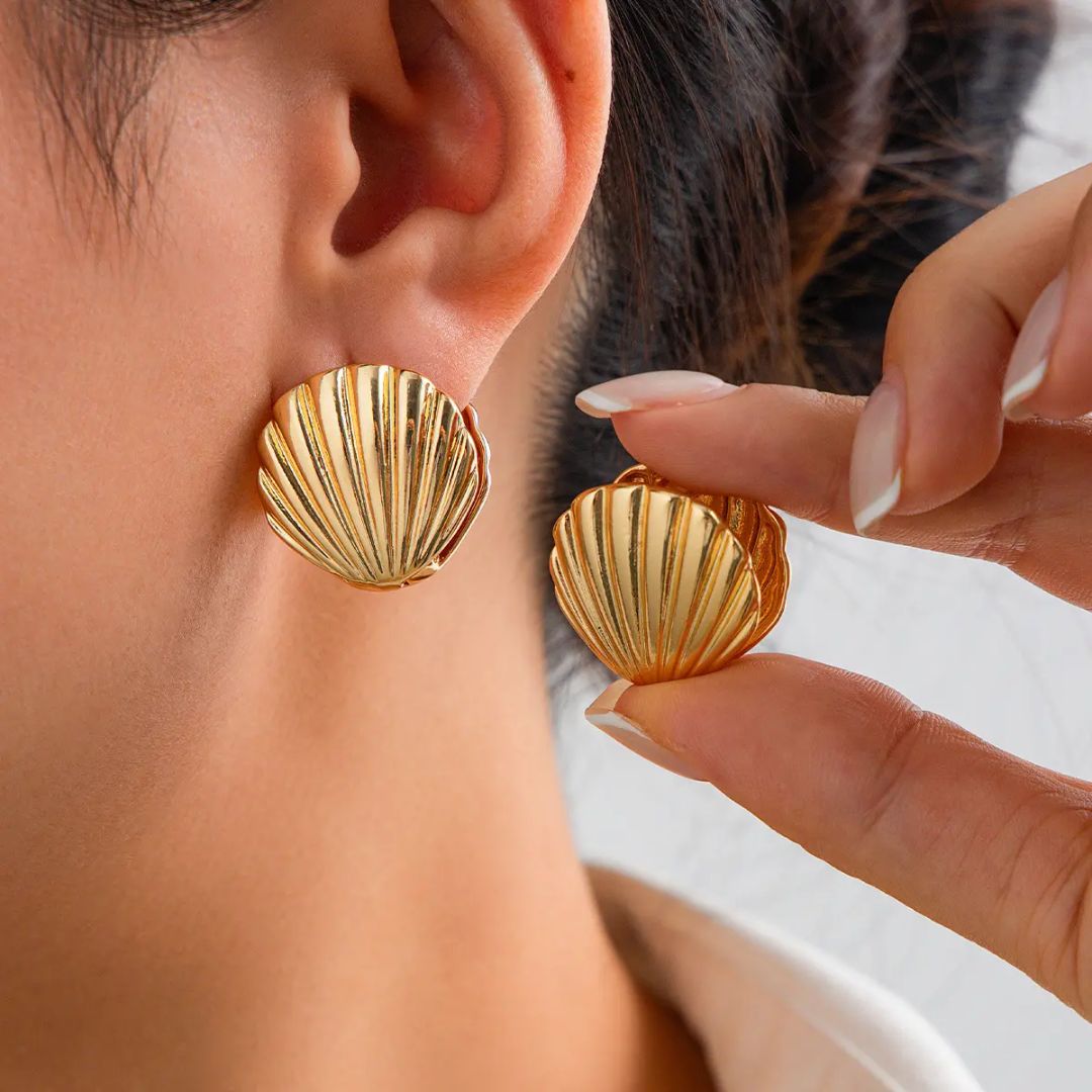 Seashell Glimmer Earrings