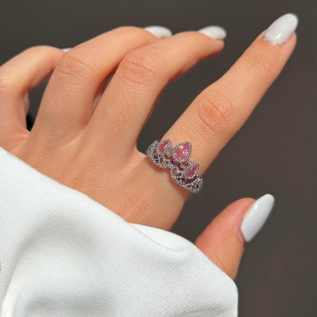 Love's Royalty Rings - Main Image