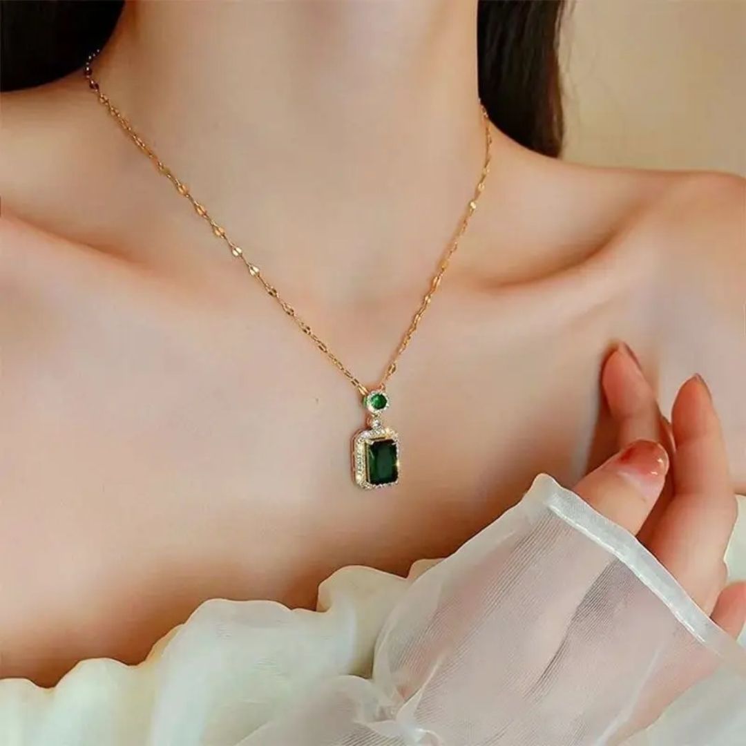 Twinkle Glow Bling Necklace