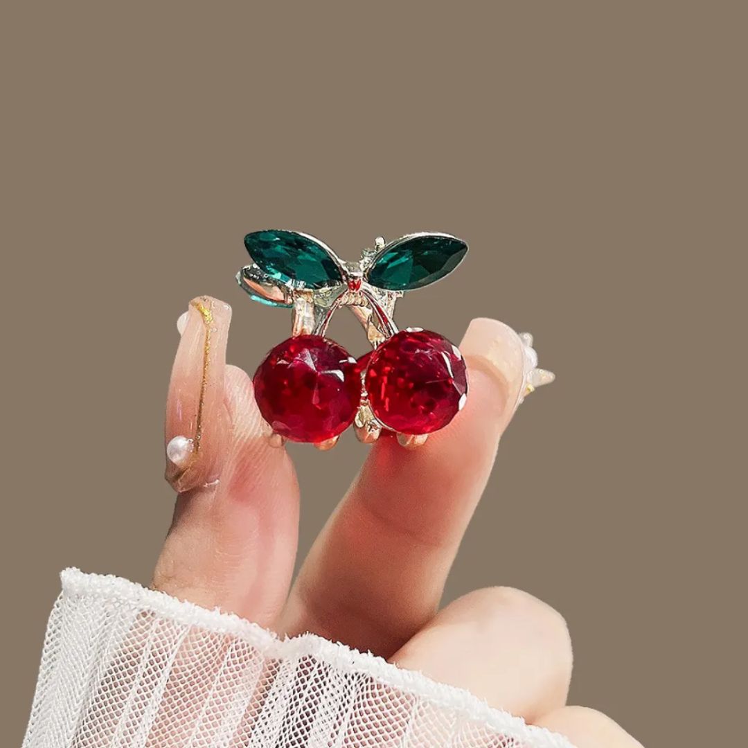 Sparkling Cherry Claw