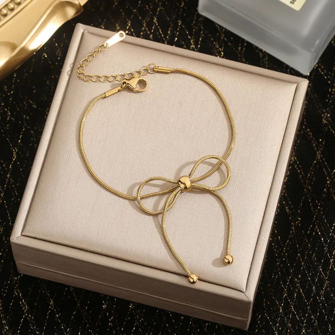 Golden Knot Bracelet