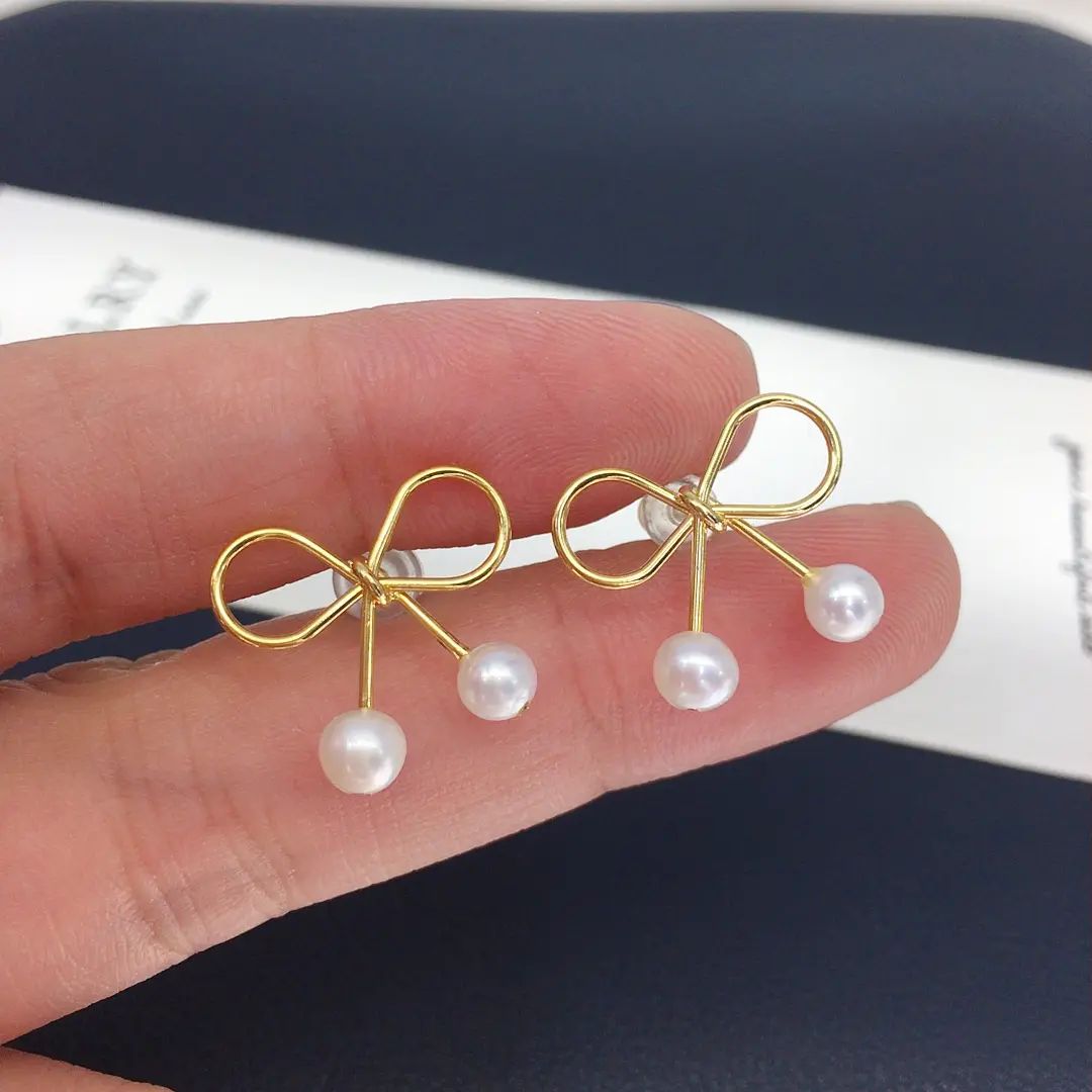 Bowknot Shaped Studs Earrings
