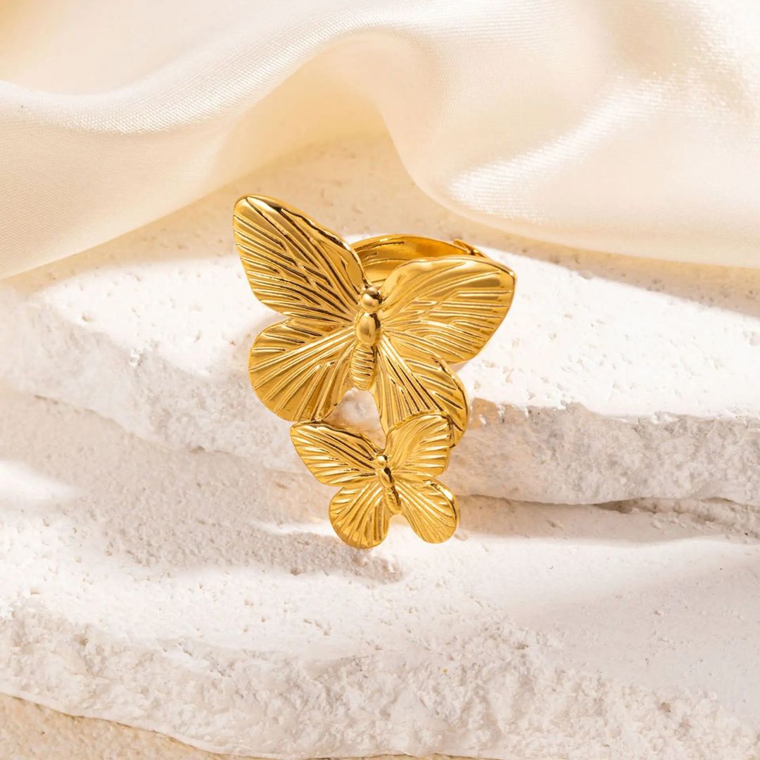 Butterfly’s golden Ring