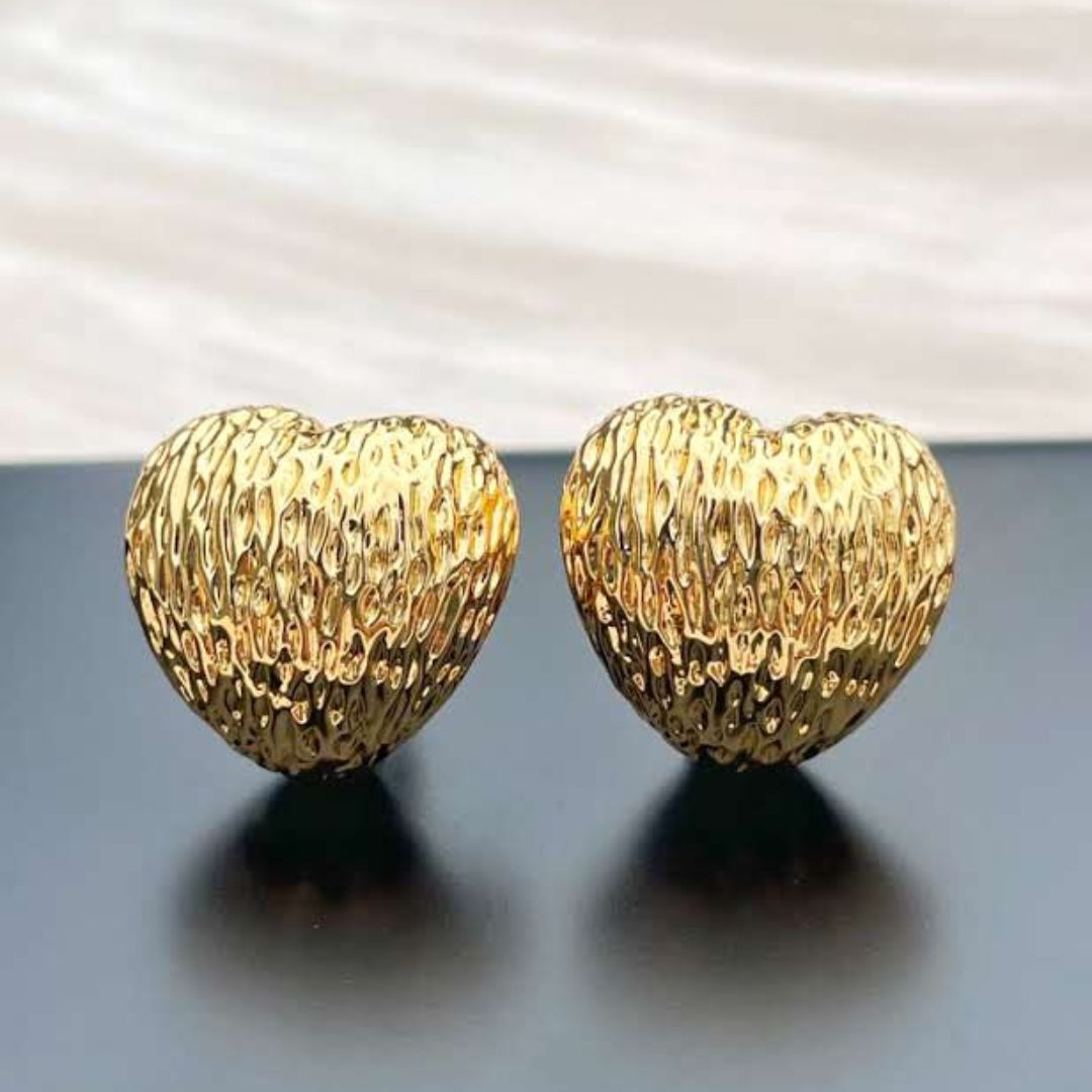 Golden Luxe Heart Stud Earring