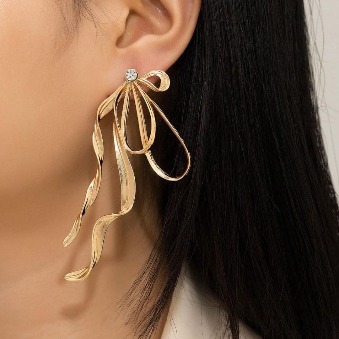 Glow Chic Earring
