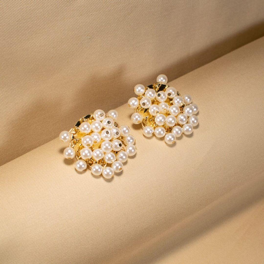 Blissful Pearl Studs Erarring