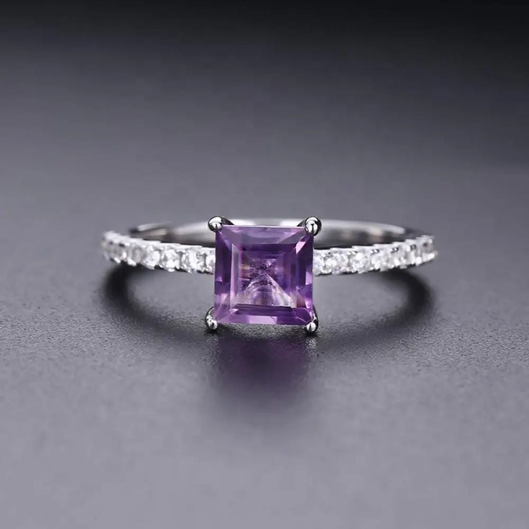 Bling Blogger Stone Ring