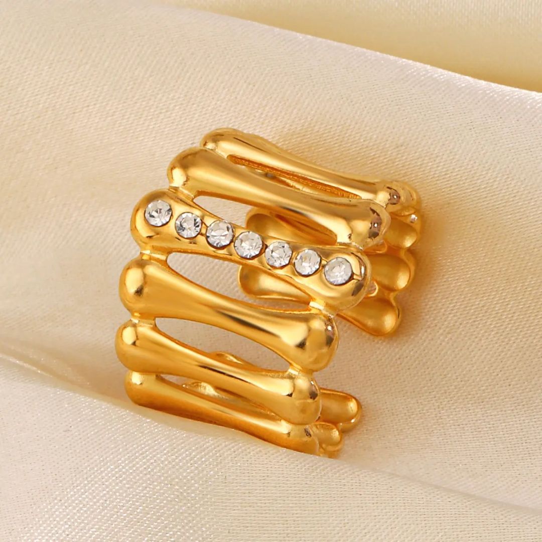 Regal Shine Stone Ring