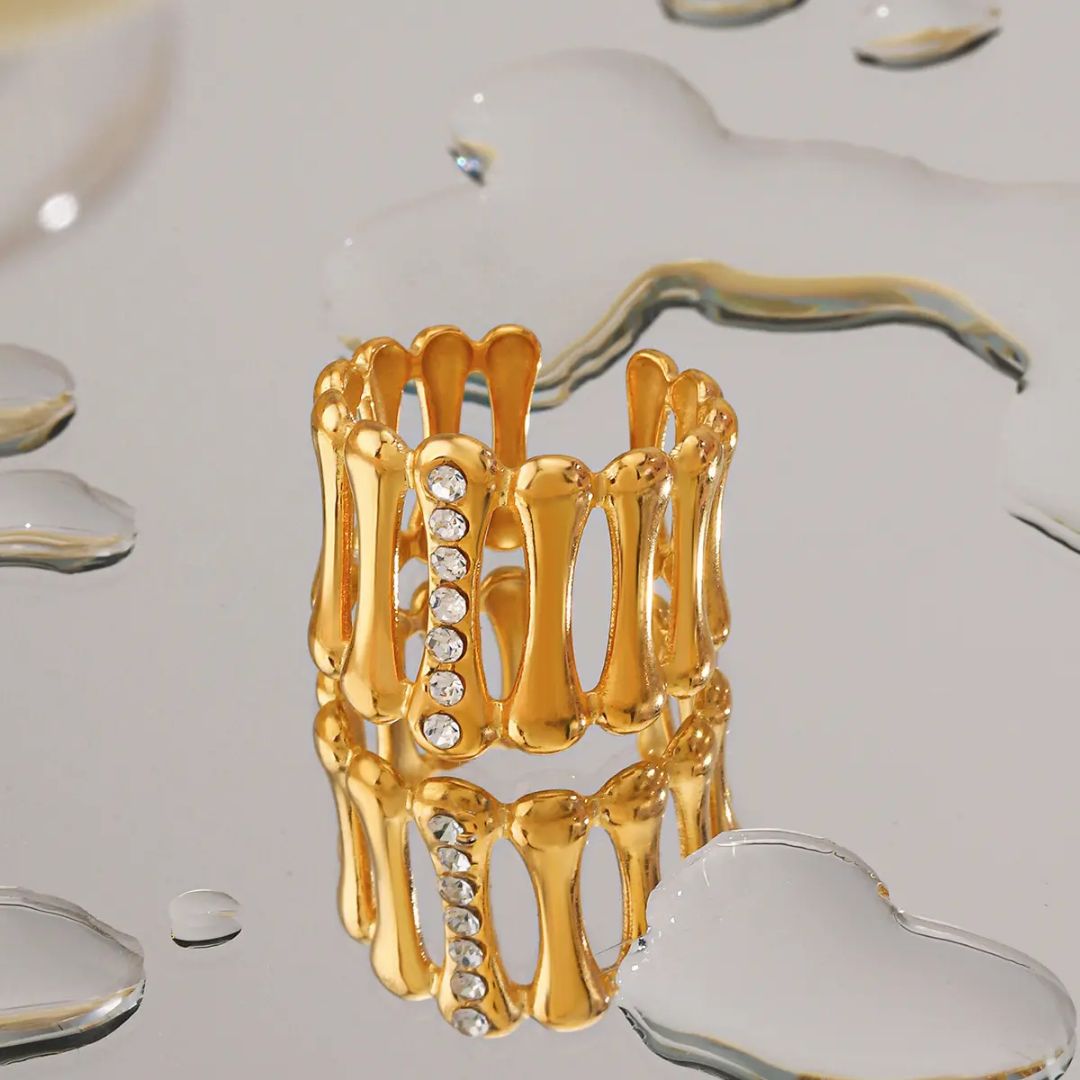 Regal Shine Stone Ring