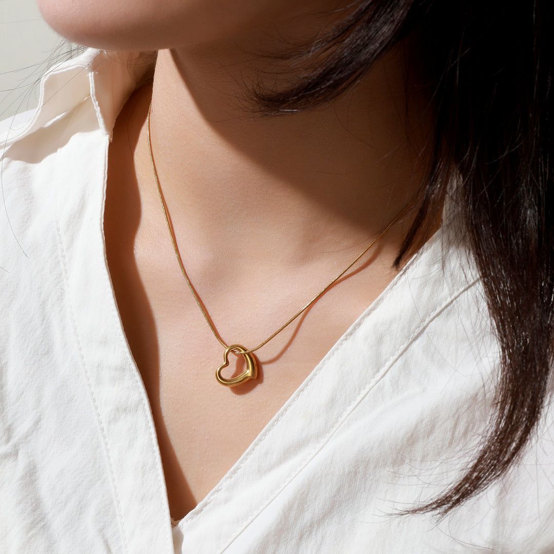 Love Heart Necklace: