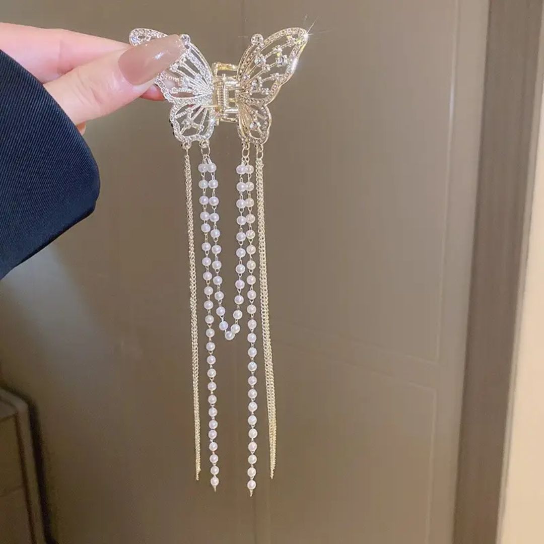 Dangling Pearl Butterfly Hair Clip