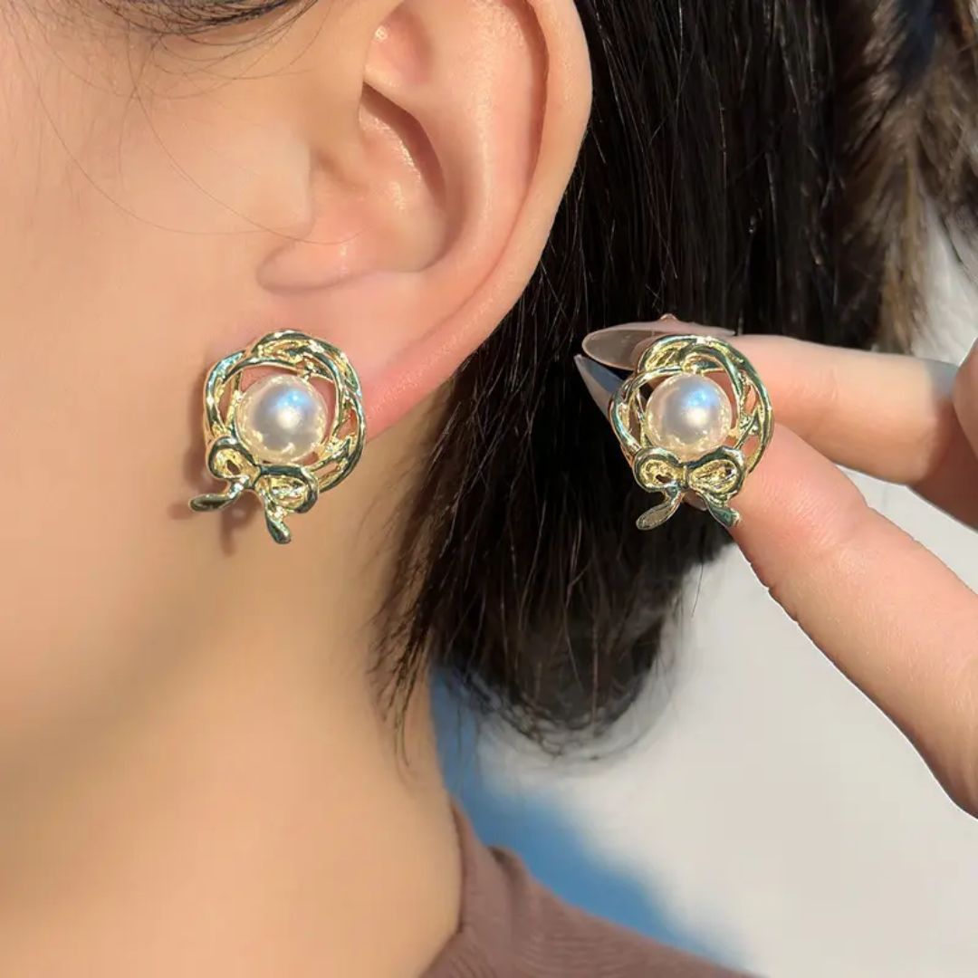 Bow & Bloom Studs Earring