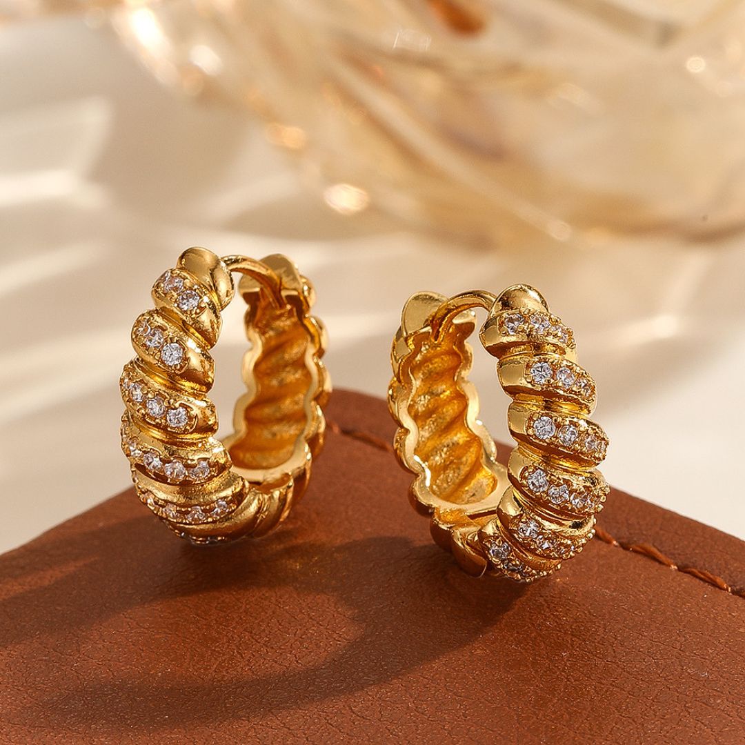 Tiny Heart Bliss Hoops Earring