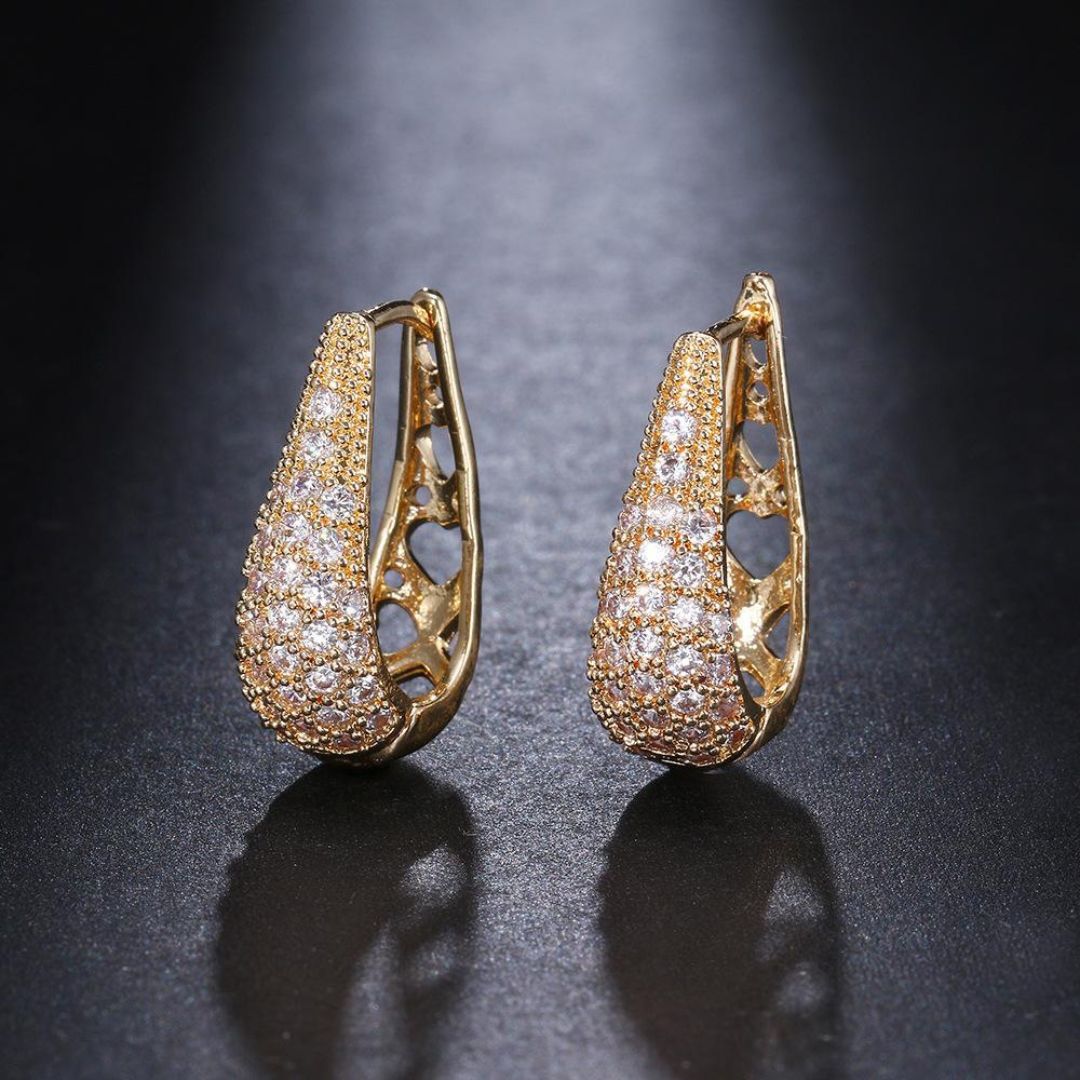 Chic Radiance Huggies Earring