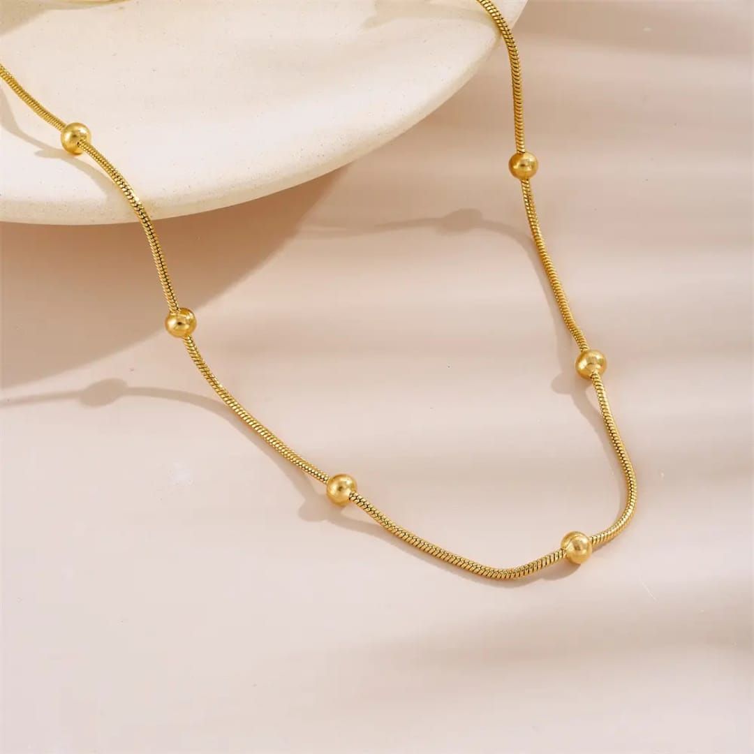 Minimal Gold Bead Necklace