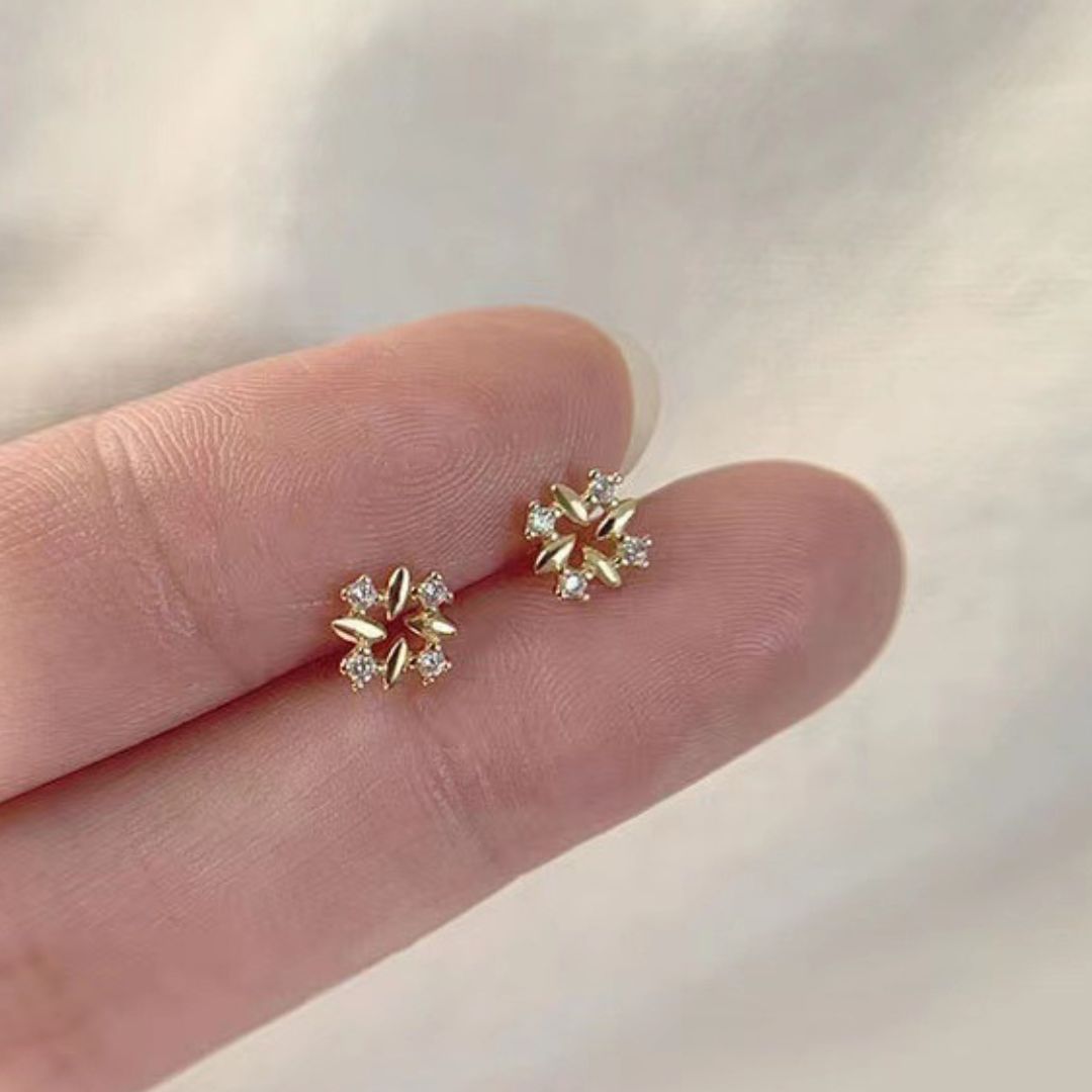 Starbust Cluster Studs Earring