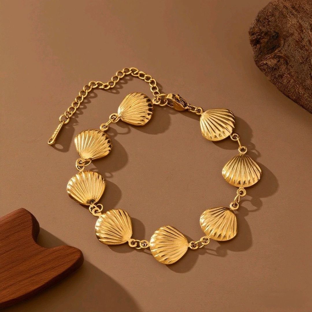 Sunlit Shoreline Shell Bracelet
