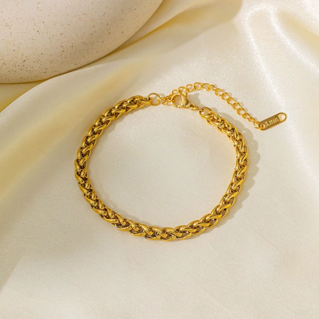 Majestic Braided Gold Link Bracelet