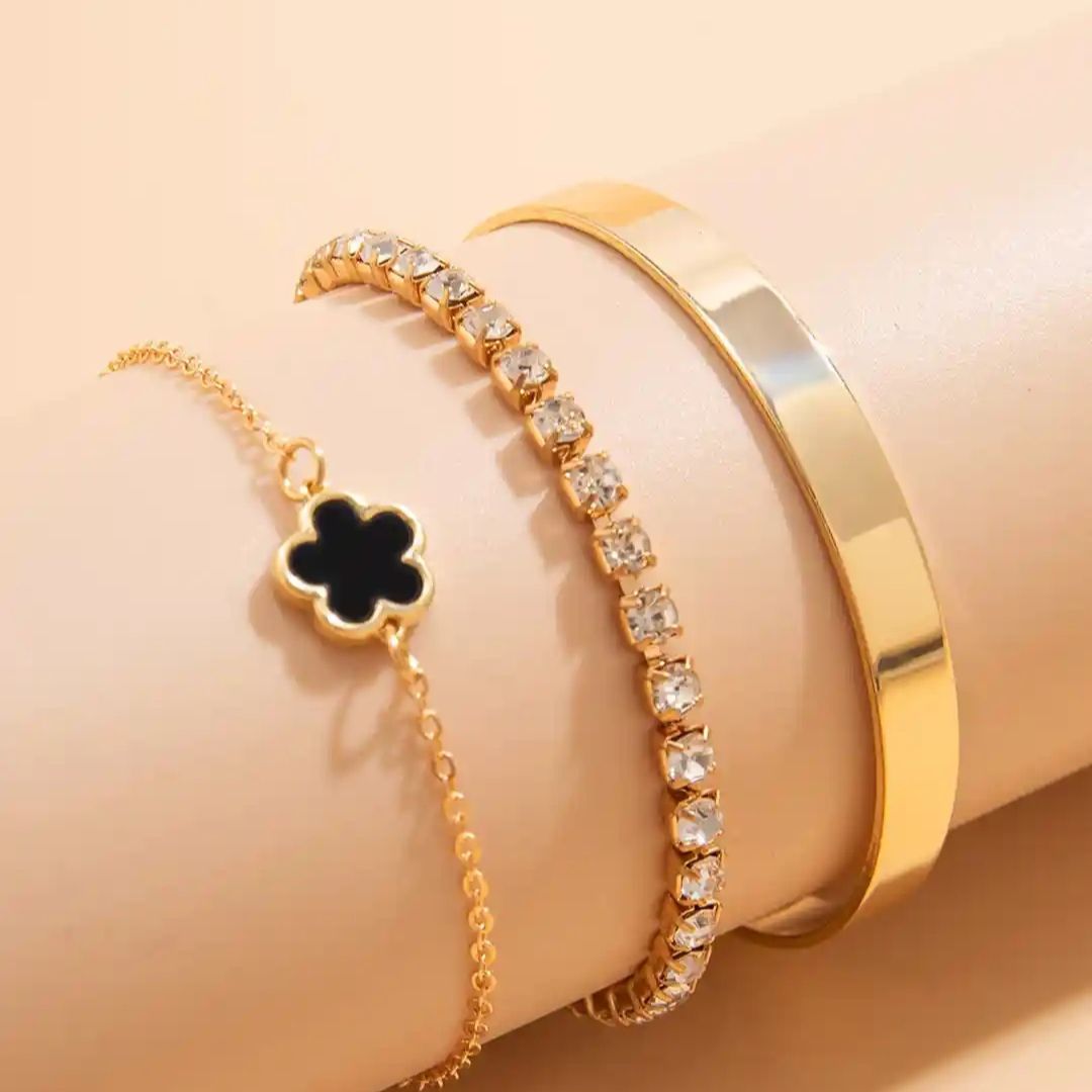 Luxe Bloom Trio Bracelet