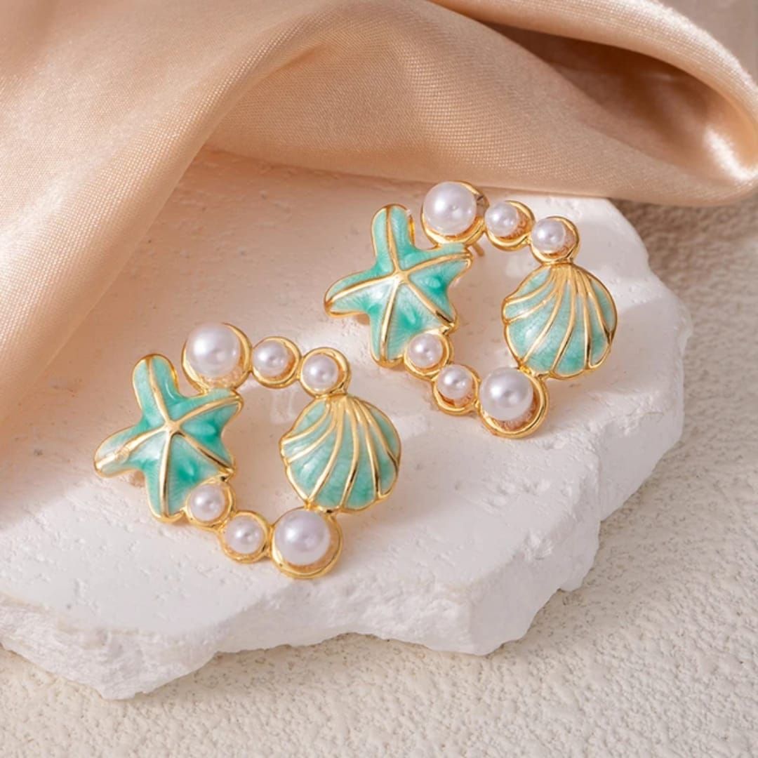 Starfish Shell Glow Studs Earring