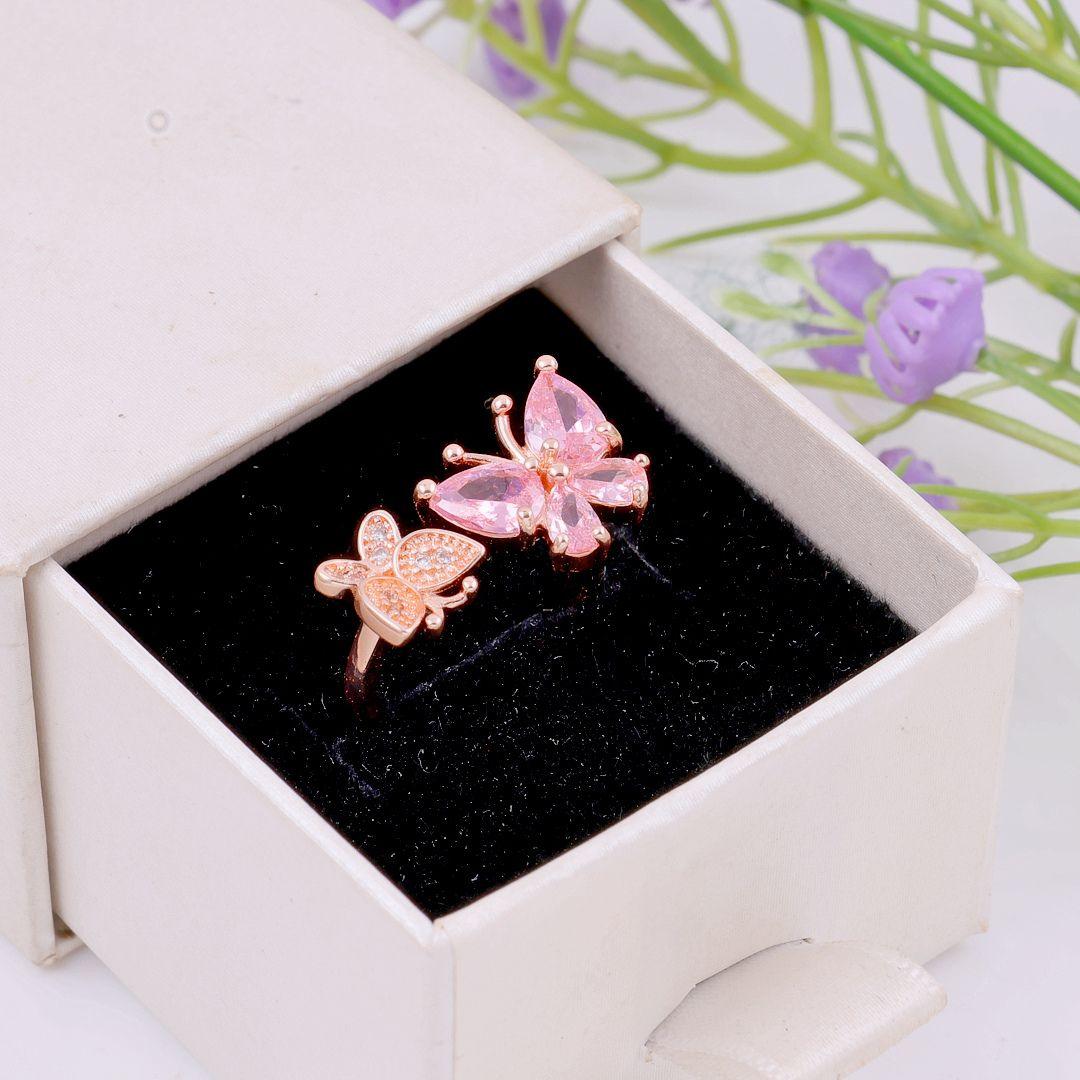 Social Butterfly Ring