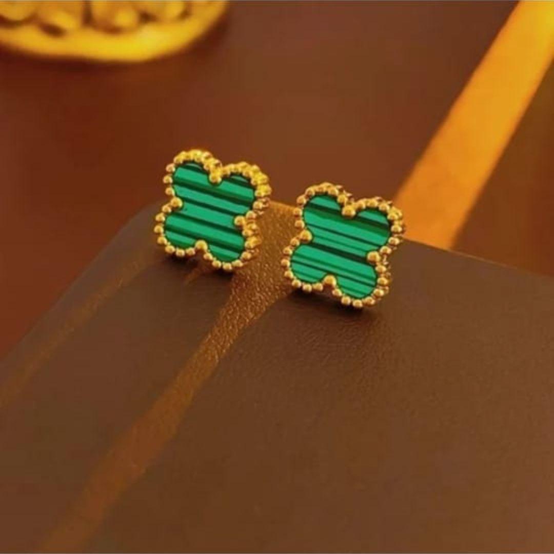 Dazzle Heart Earring