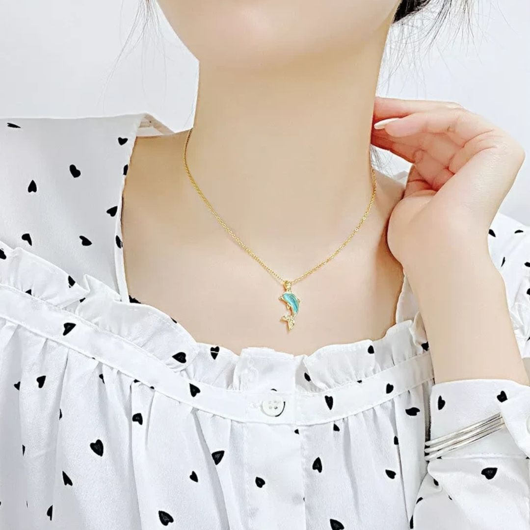 Silver Fin Charm fish Necklace