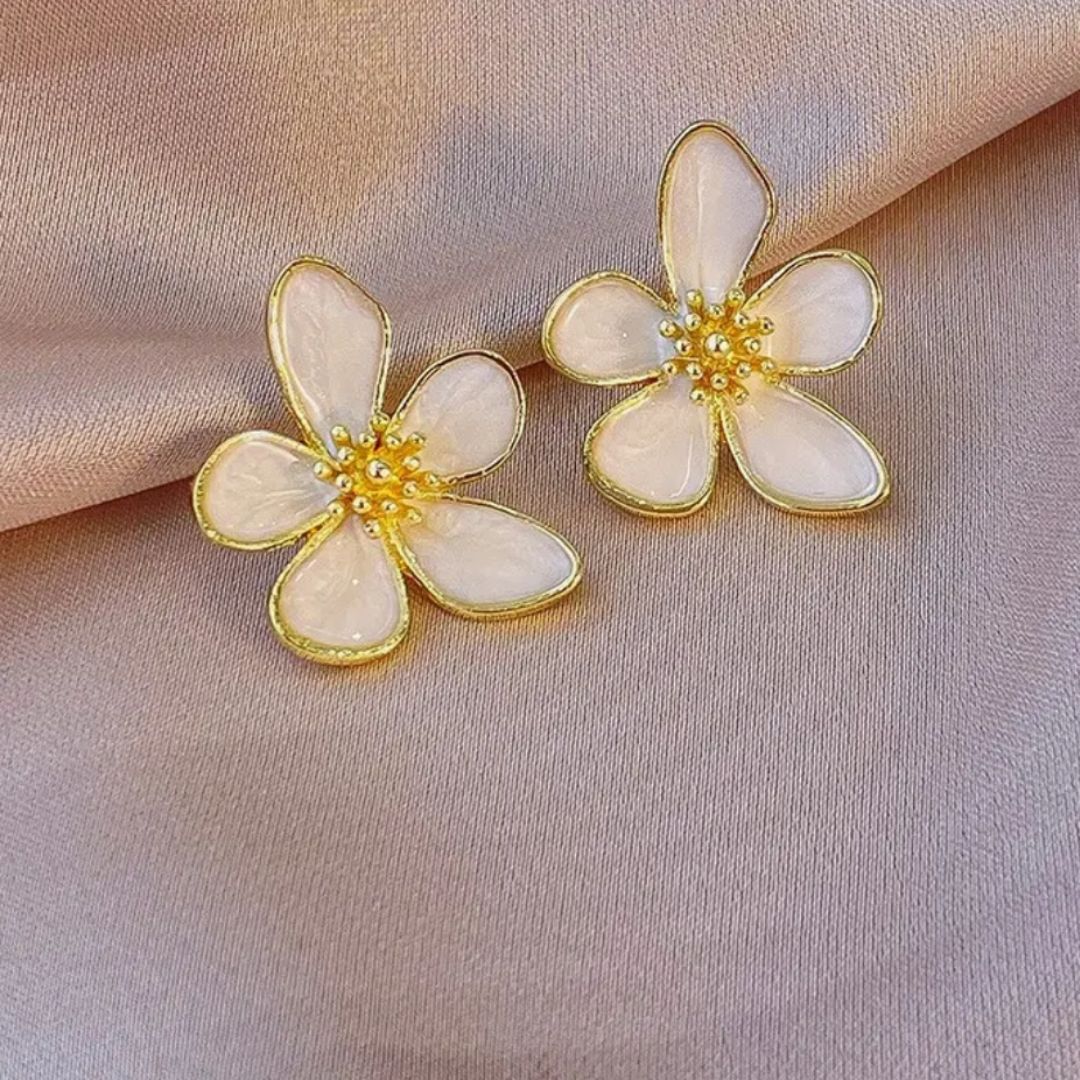 Floral Twirl Earring