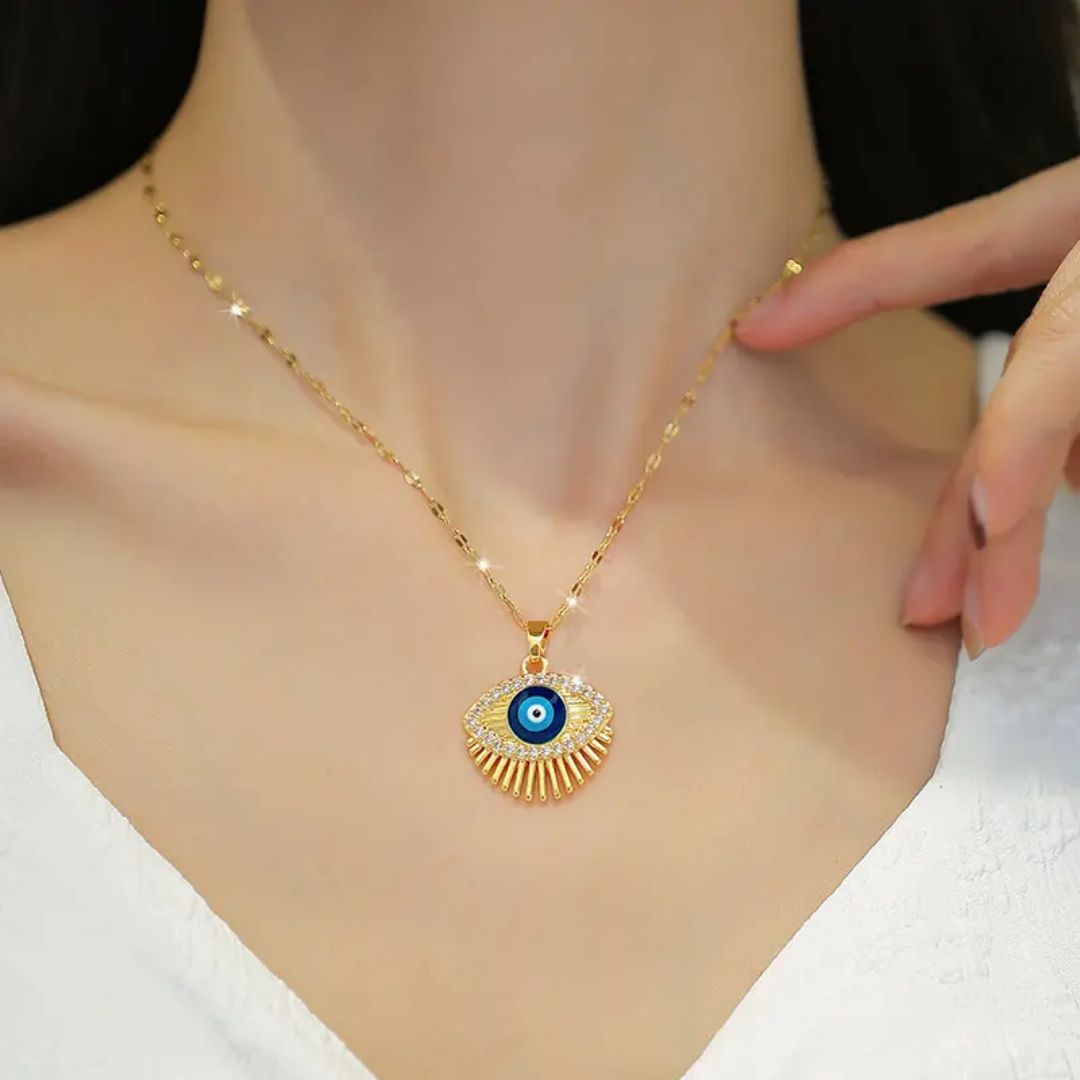 Evil Eye Blink necklace