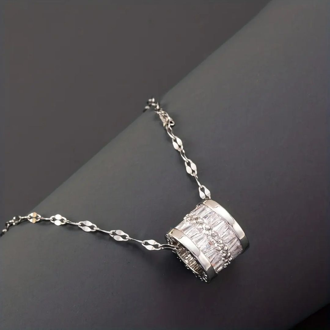 Chic Glow Bling Necklace