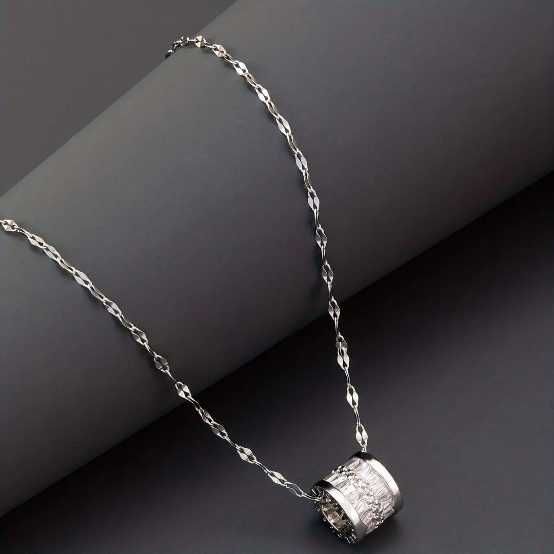 Twinkle Embrace Neckpiece