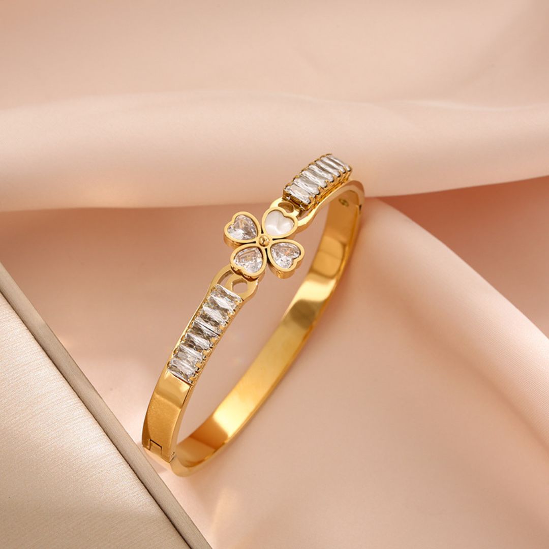 White Stone Blossom Bracelet