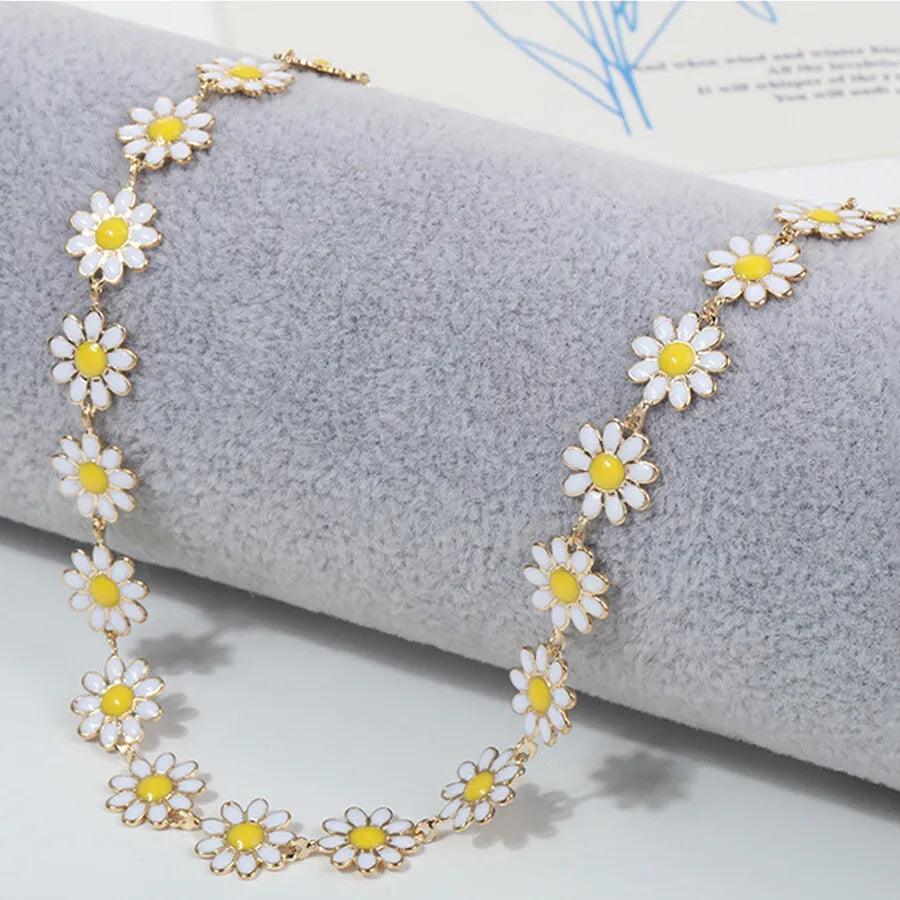 Daisy Bliss Necklace