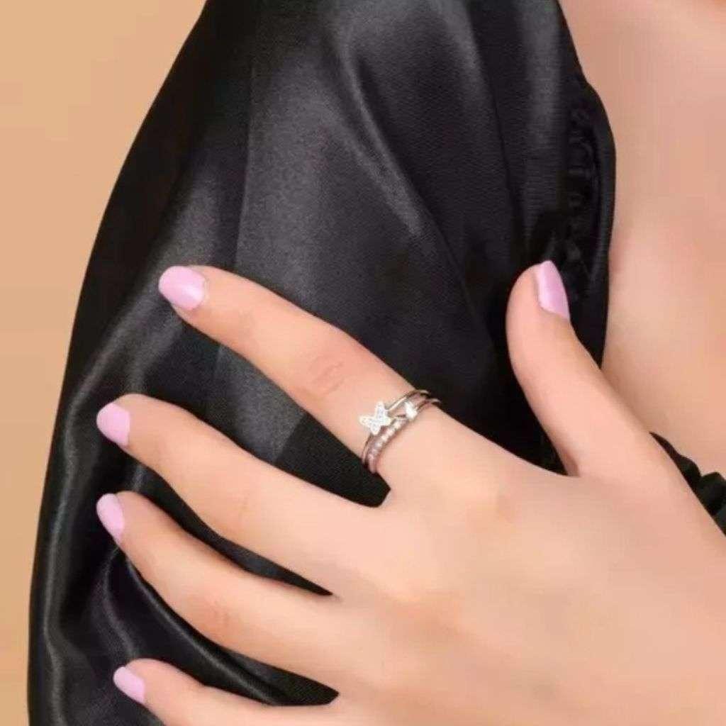 Social Butterfly Ring