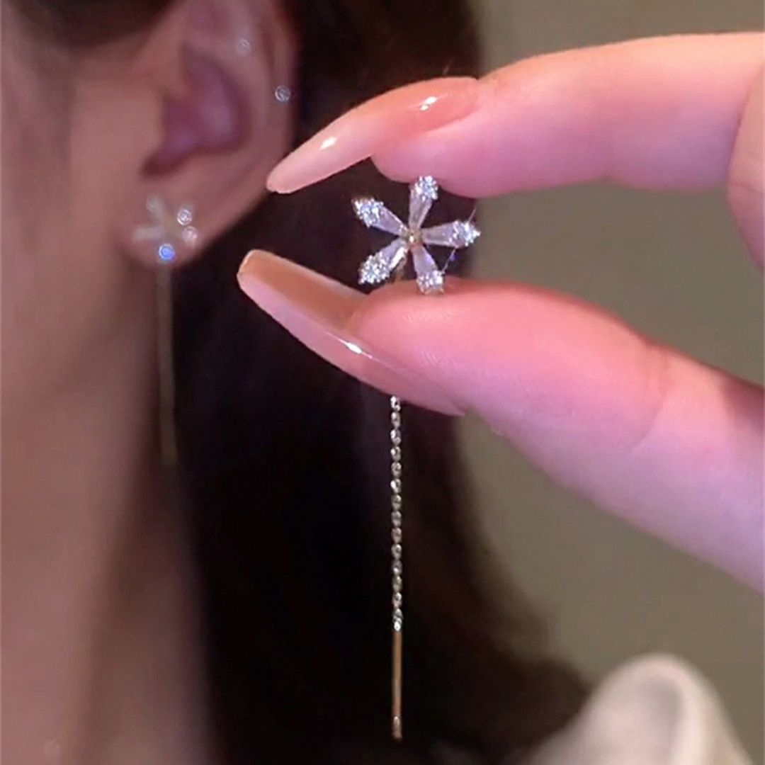 Graceful Flora Chains Earrings