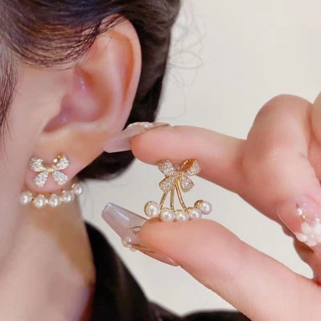 Charming Bow Earrings