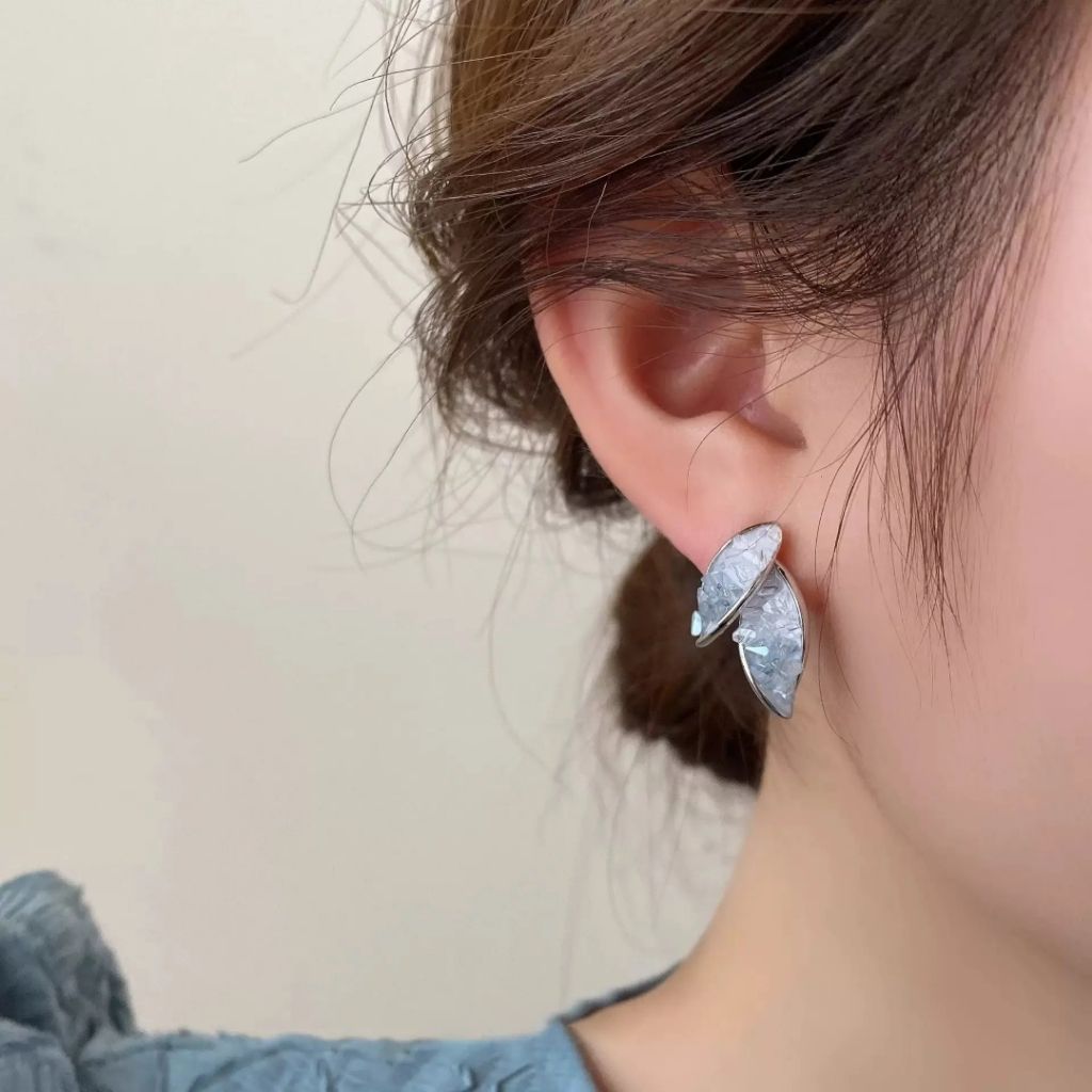 Leaf Drop Earrings